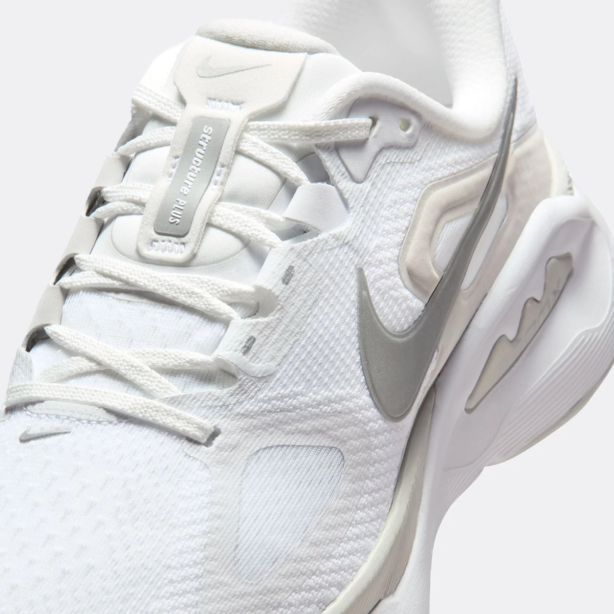 Nike Structure Plus - Image 12