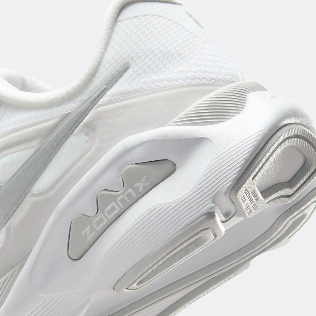 Nike Structure Plus - Image 13