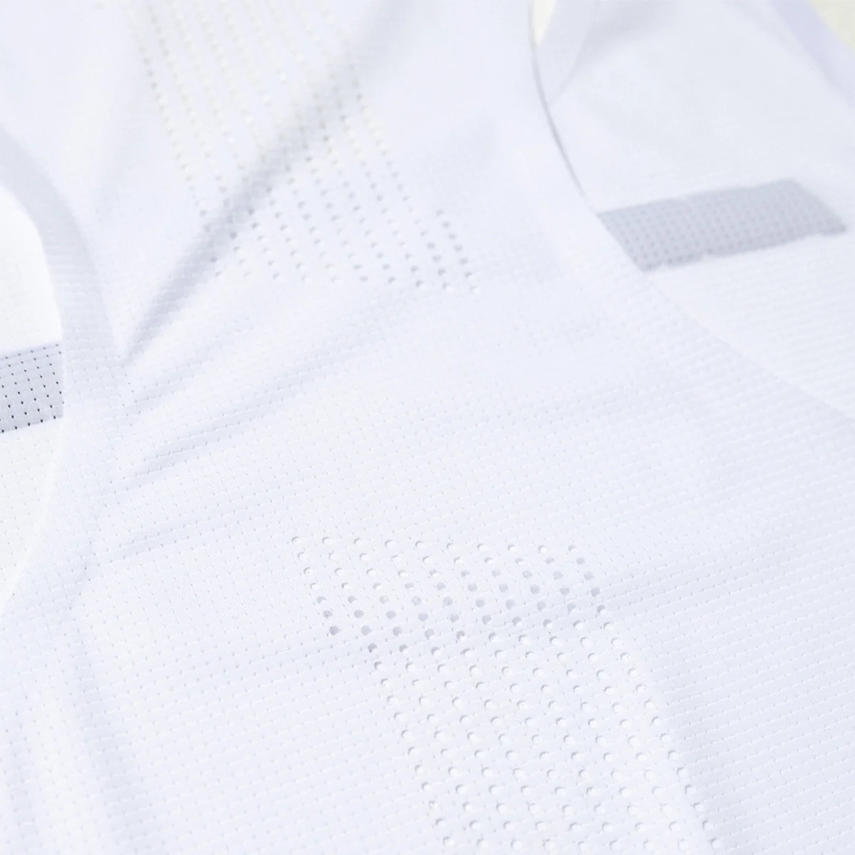 NVR RUN Ghost Singlet - Image 15