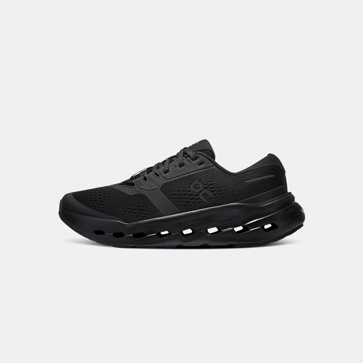 On Cloudrunner 3 - Image 10