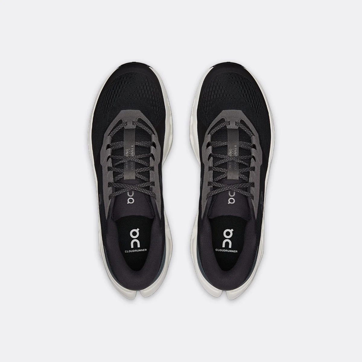 On Cloudrunner 3 - Image 17