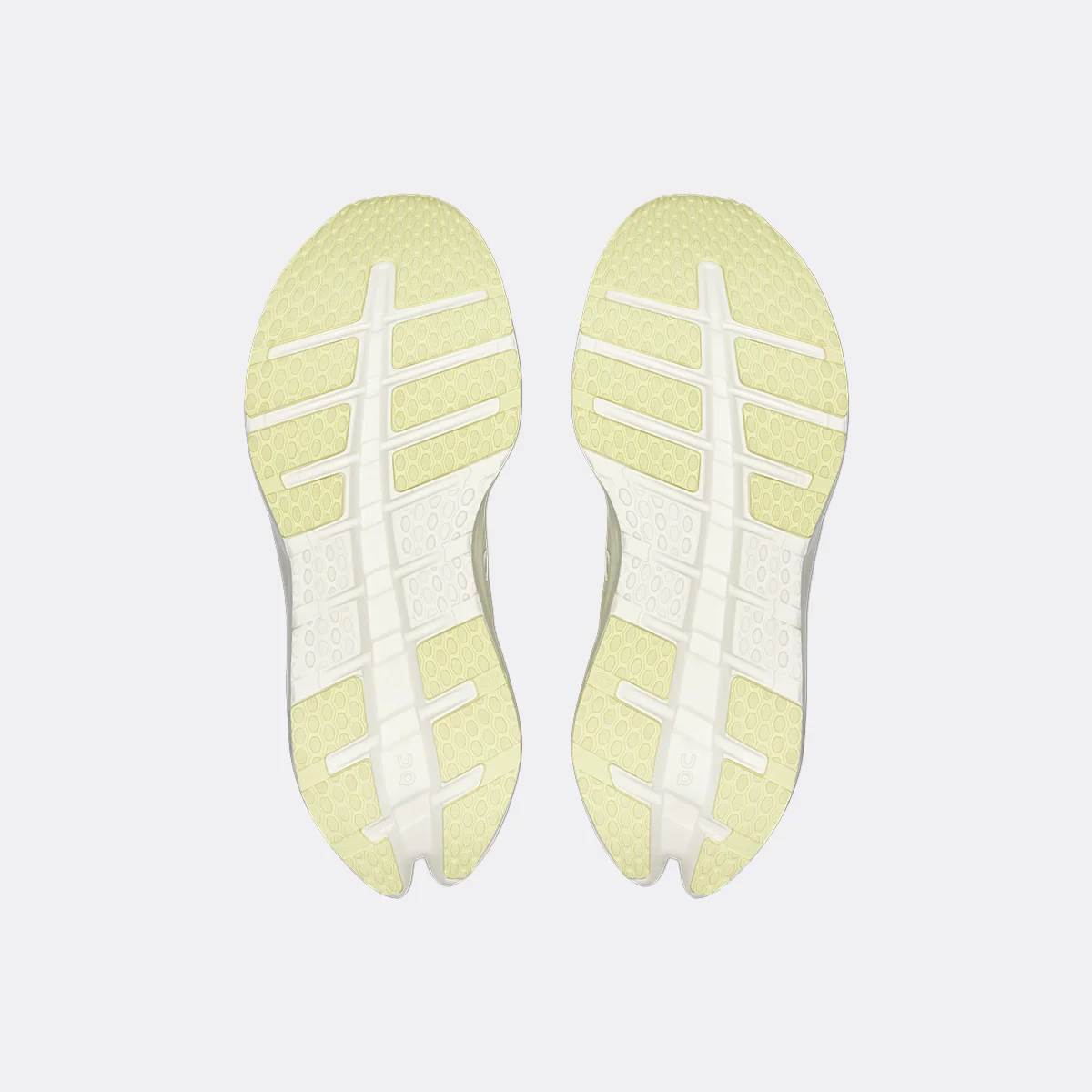 On Cloudrunner 3 - Image 3