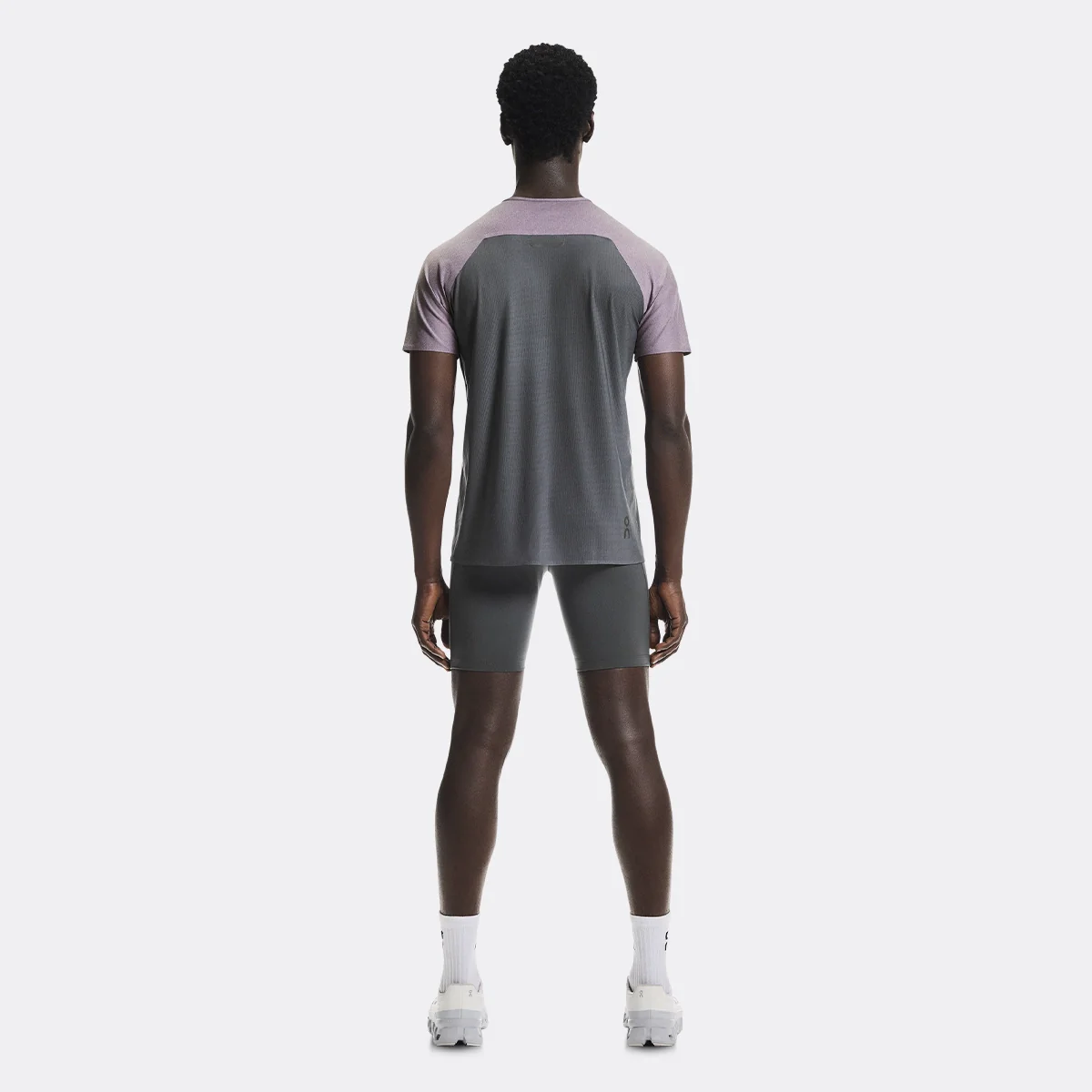 On Performance T 2 - Image 3
