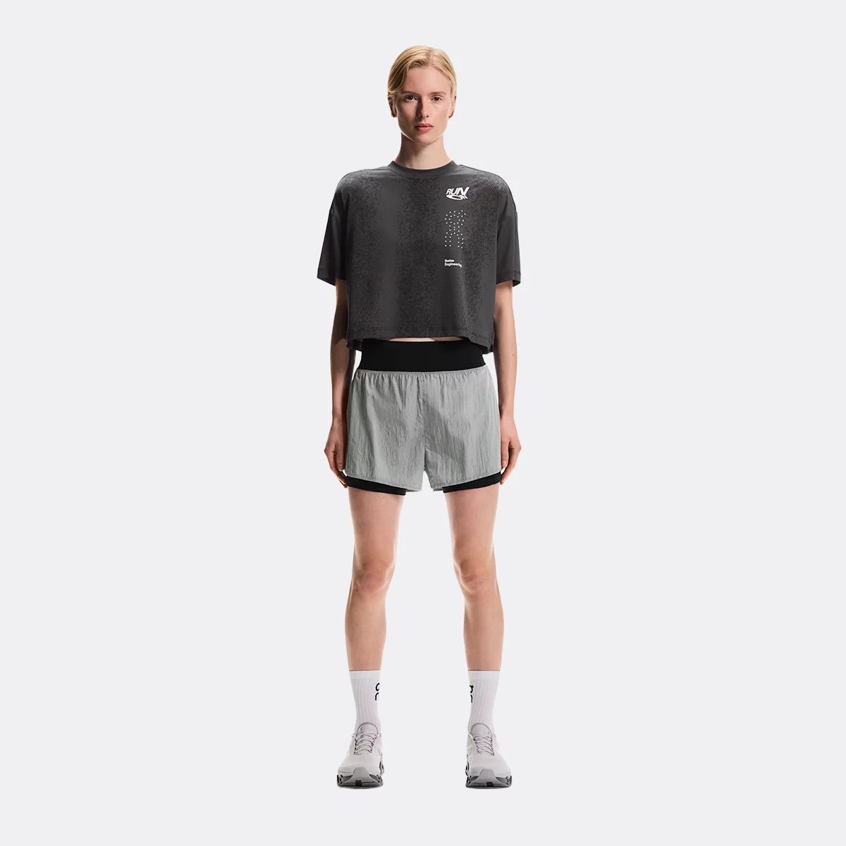 On Performance Volt Shorts - Image 4
