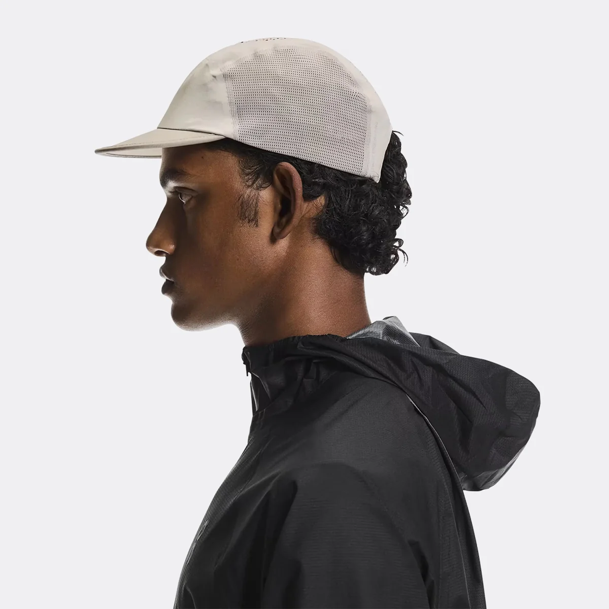 On Ultra Cap - Image 3
