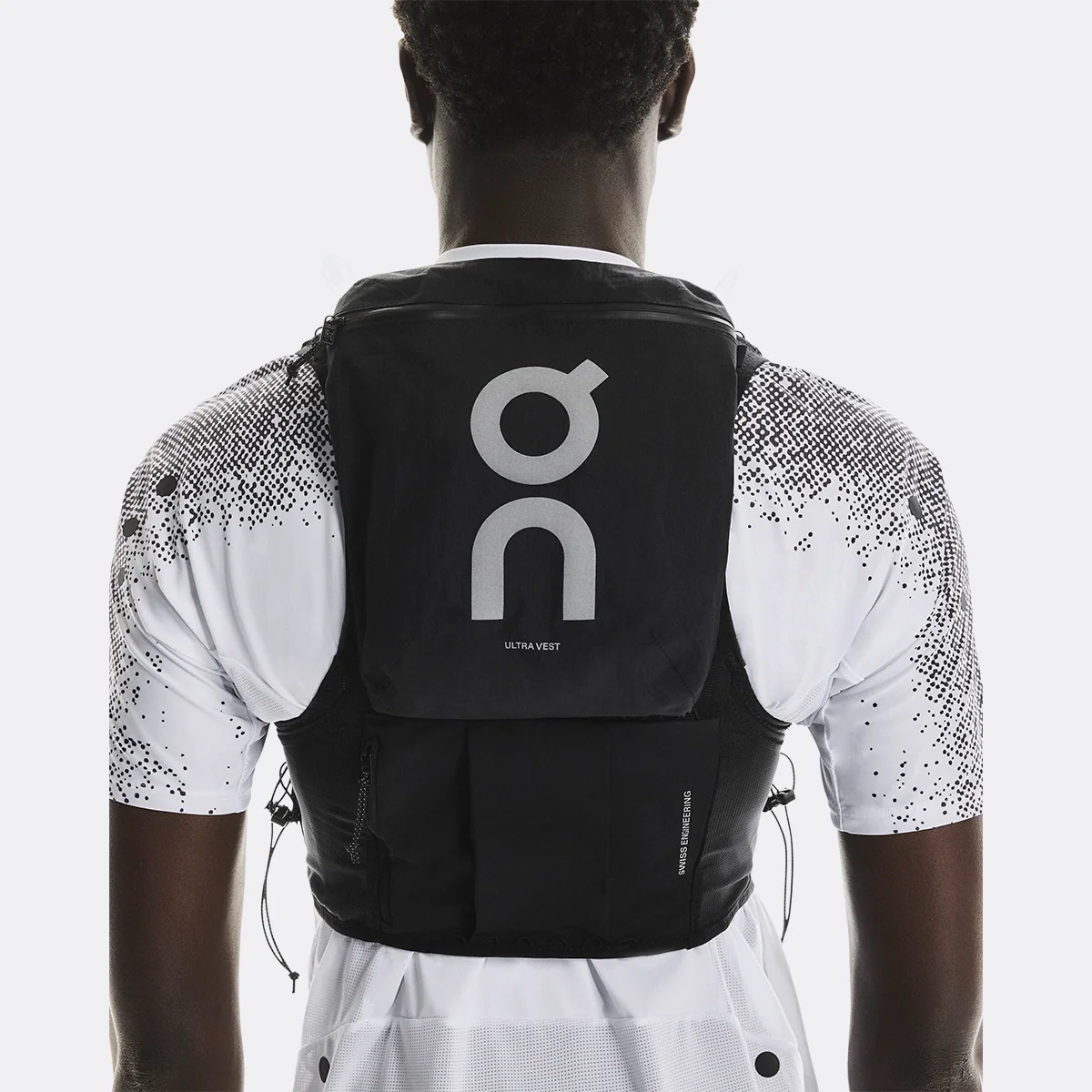 On Ultra Vest Pro Unisex - Image 4